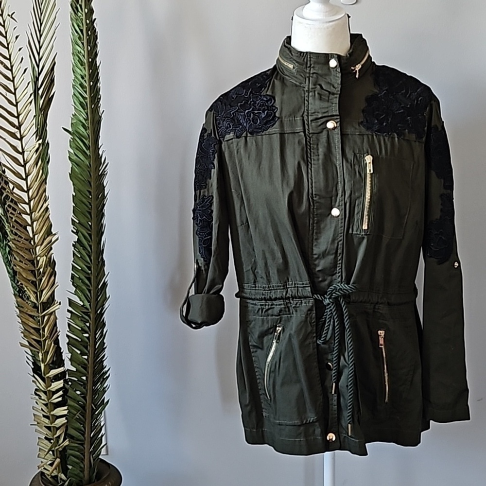 Denim 24/7 Olive Green Utility Jacket with Black Appliques & Tie Waist NWOT